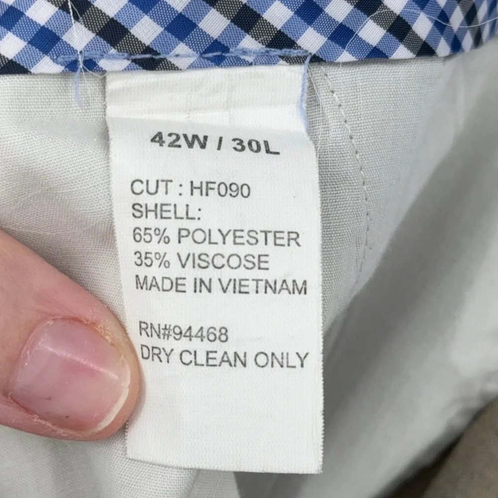 Nautica men tan